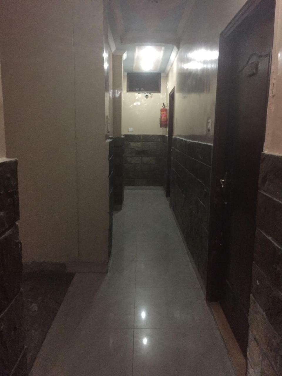 Hotel Kings Inn Haridwar Bagian luar foto