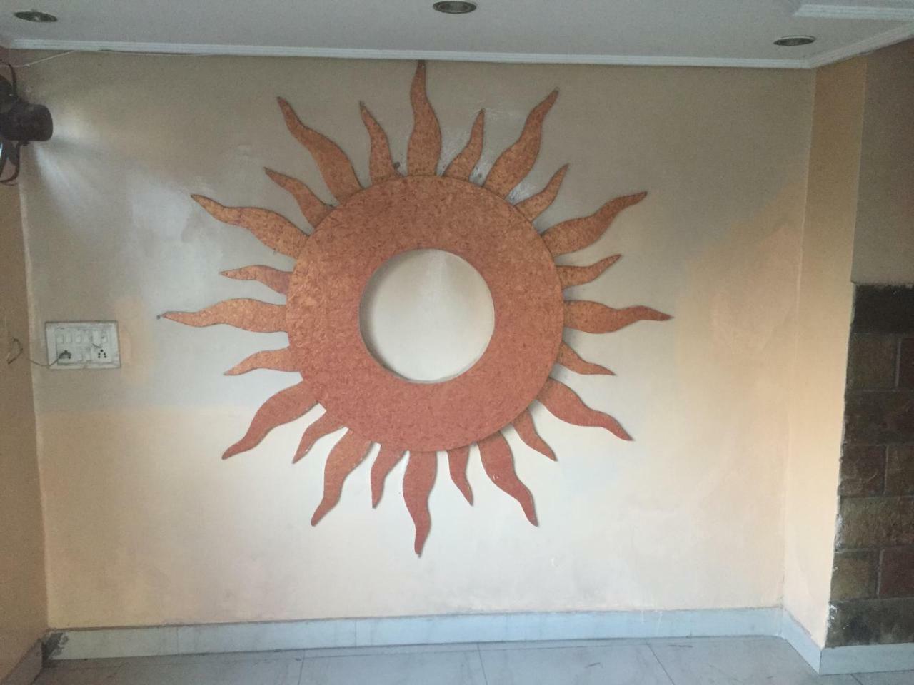 Hotel Kings Inn Haridwar Bagian luar foto